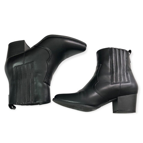 Wild Diva Women’s Black Kendra Pointed-Toe Heel Bootie - Picture 4 of 8